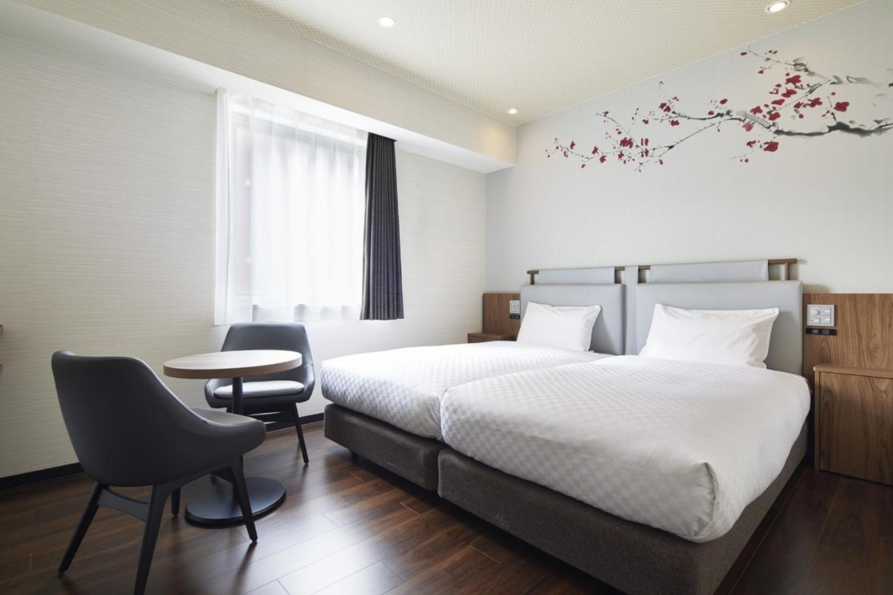 Via Inn Hakataguchi Ekimae Фукуока Екстер'єр фото